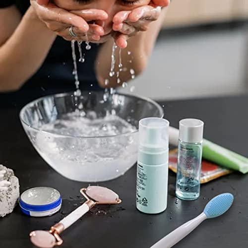 4 PCS Lip Scrub Brush,Double-Sided Silicone Exfoliating Lip Brush Exfoliating Brush for Men Wome Double-sided Soft Lip Br...