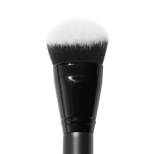 e.l.f. Smooth Swipe Foundation Brush, Face Makeup Brush For A Natural-Looking Finish, For Liquid & Cream Formulas, Vegan &...