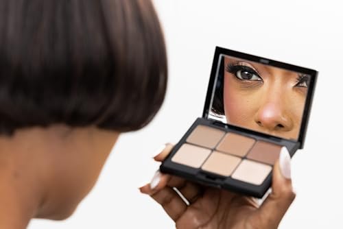 Eyeshadow Palette – 6 Highly Pigmented, Crease-Proof Matte & Shimmer Shades – Long-Lasting, Blendable & Buildable Pigments...