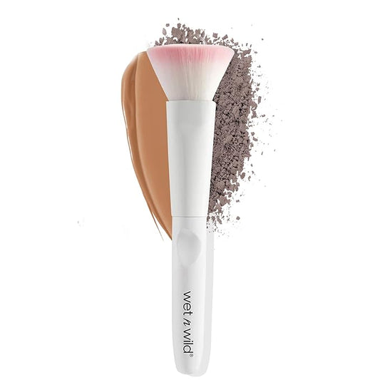 wet n wild Kabuki Brush, Flat Top for All Formulas, Densely-Packed Synthetic Bristles, Ergonomic Handle for Comfortable Co...